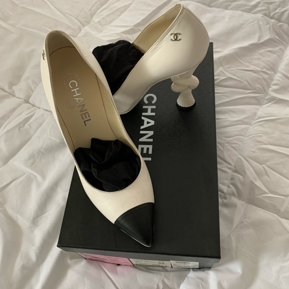 Chanel pumps - Picture 1 of 5